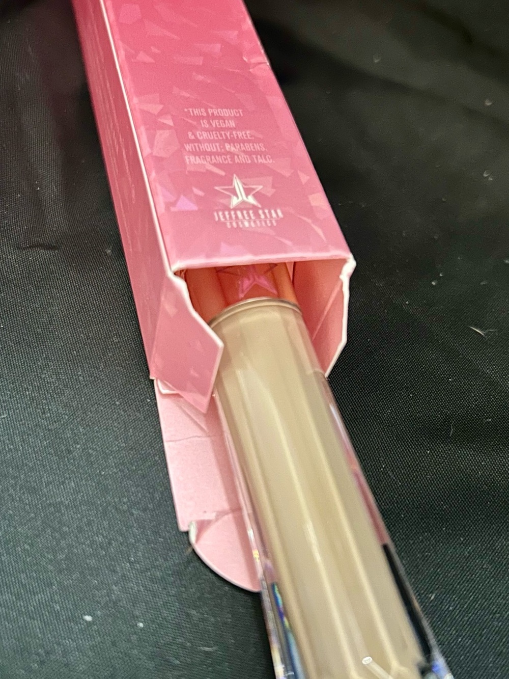 C15 —Jeffree Star Liquid Concealer - Beige